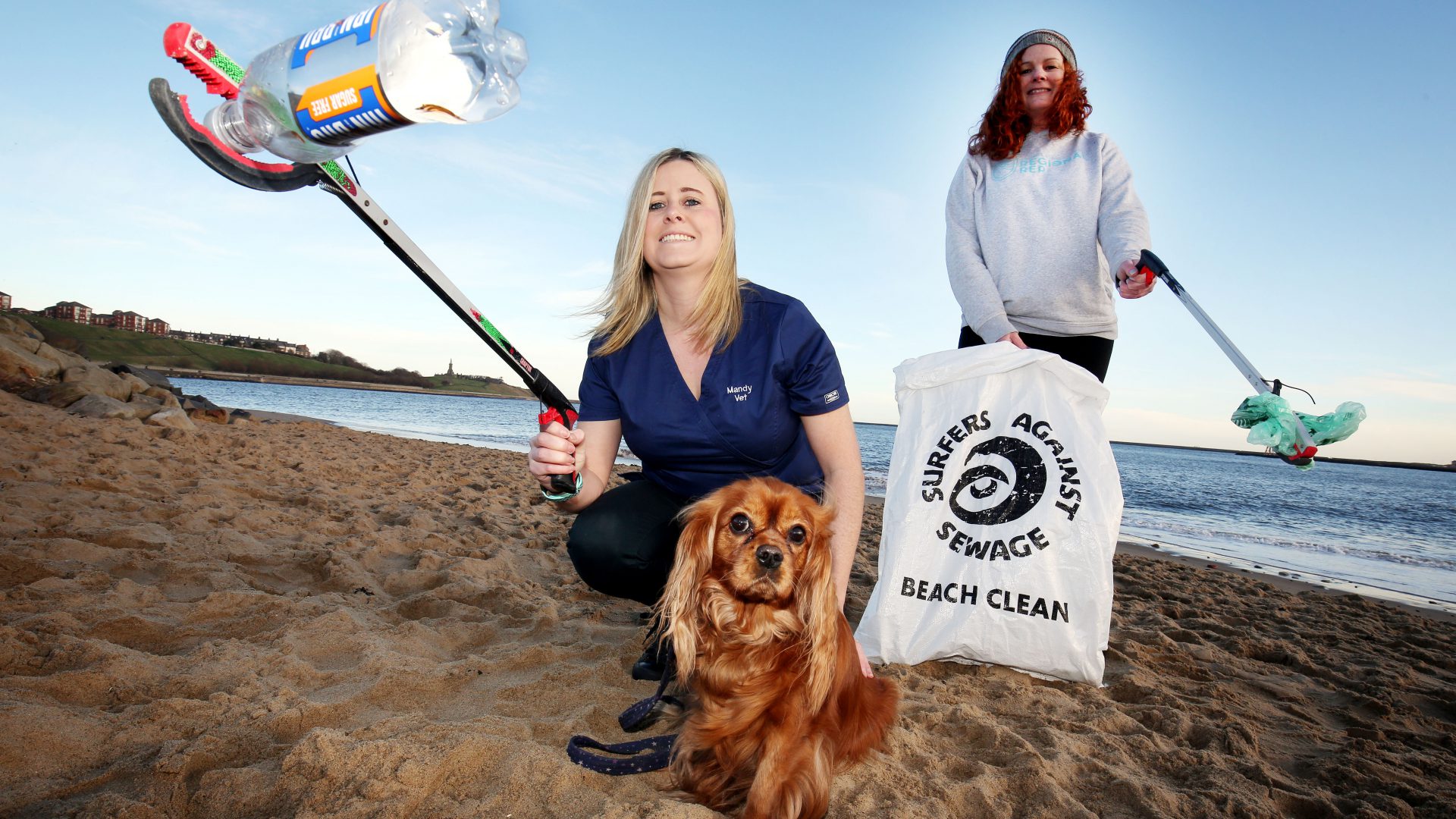 Vets volunteer for beach clean-up to highlight dangers to pets and wildlife